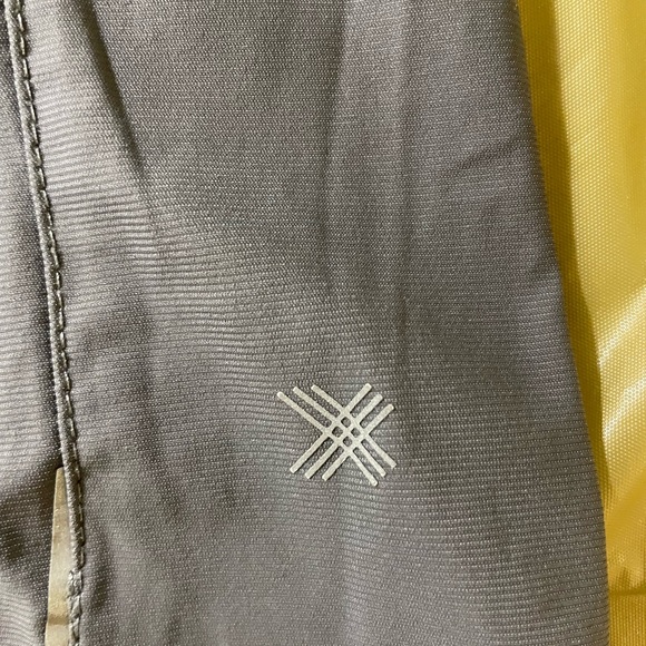 Men’s shorts - Picture 3 of 3